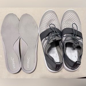 Excellent used condition - Vionic sneakers - Sz 10